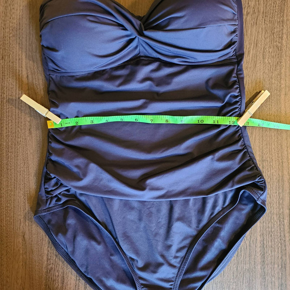 Anne Cole Ruched Sweetheart Neckline Navy One Piece Swimsuit - Picture 11 of 13